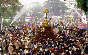 Boun Phi Mai – Лаосский Новый год