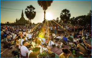Boun Tat Luang – Тат Луанг Фестиваль